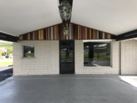 Rodeway Inn South Hotels in Calhoun