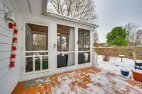 2 Mi to Main Street! Cozy Burlington Guest Suite - Apartments