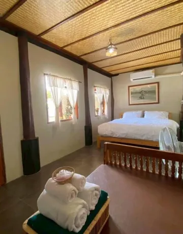 ห้องพักมาตรฐานพร้อมวิวสระว่ายน้ำ