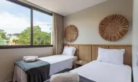 Your Exclusive Stay Just Steps from the Sea - BBC - مسبح