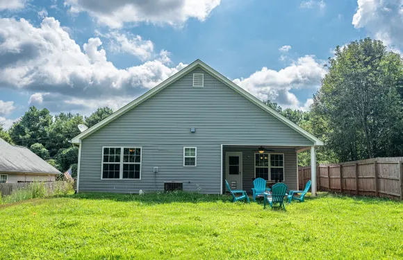 埃默森的18號百合巷