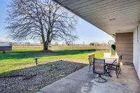 Secluded Albany Escape, Pet Friendly w/ Fee