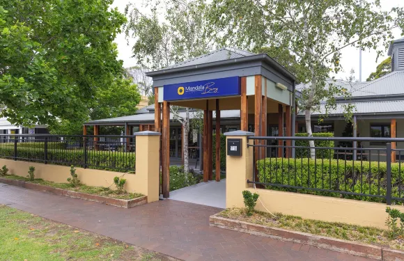 漿果村精品汽車旅館