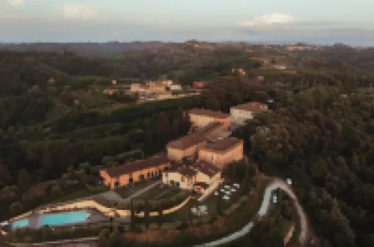 บอร์โก ดิ กอลเลโอลี รีสอร์ท โรงแรมใน