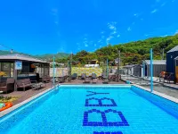 Cheongdo Havi Caravan Glamping Pool Villa - Pools
