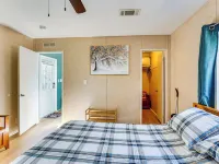 < 1 Mi From Suwannee River, Hideaway w/ Lanai Hotels in Dixie County