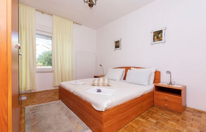 Apartments Diora