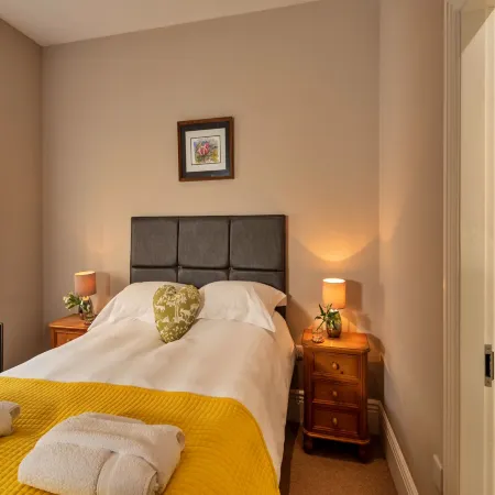 Elegant apartment in Buxton, No deposit