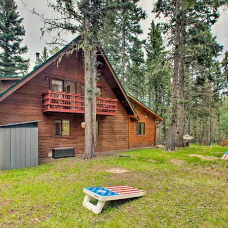Angel Fire Cabin: Hot Tub, Fire Pit & Trail Access