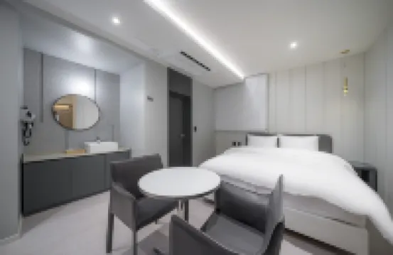 Daegu Dongdaegu Station Hound Daegu Dongdaegu Station