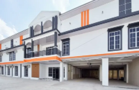 Sans Hotel Bliss Pekanbaru Hotel dekat Kota Metropolitan