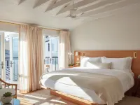 โรงแรมฮวาคีน โรงแรมในหาดลากูนา