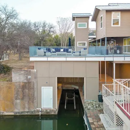 Luxury on Lake LBJ with Hot Tub Firepit & Boat Slip
