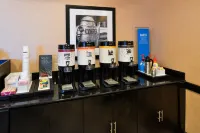 Hampton Inn Pecos - breakfast