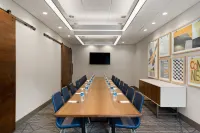 Holiday Inn Express & Suites Anchorage - Midtown by IHG