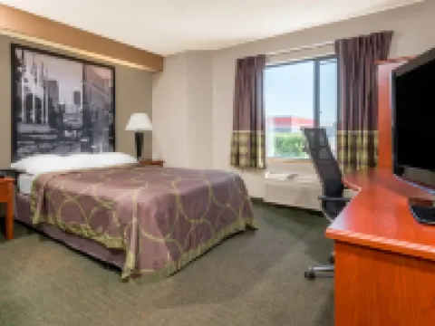 Super 8 by Wyndham Jasper Hotels in Jasper