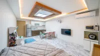 Pohang The One Uporia Pension