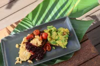 Colonial Palms Motor Inn - breakfast
