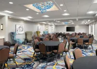 Hampton Inn & Suites Dallas-DFW Arpt W-SH 183 Hurst - parking