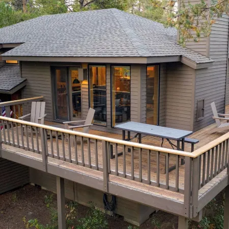 Tanner by Avantstay Modern Cascades Escape