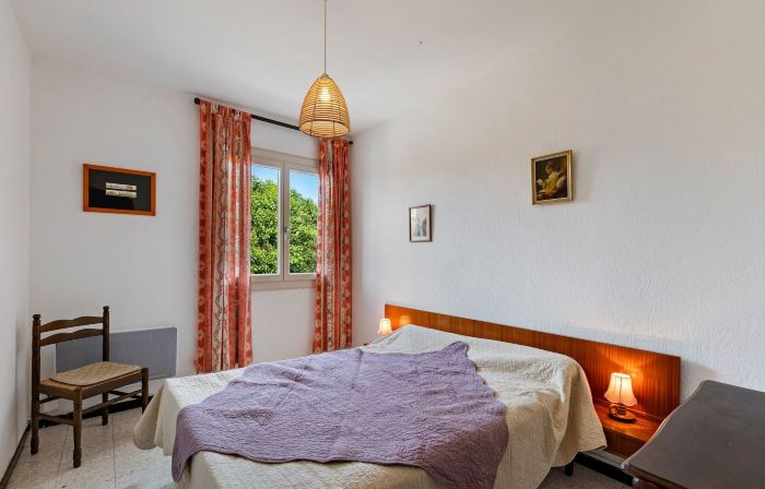 Apartment with Pool Amid Vineyards and Near the Beach