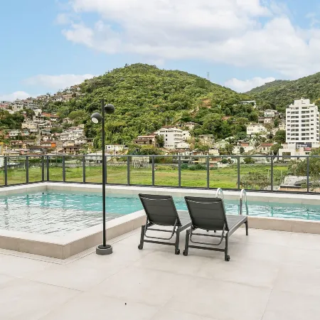 First Residencial Multifuncional by Viva - Conforto e Fácil Acesso às Melhores Praias de Floripa