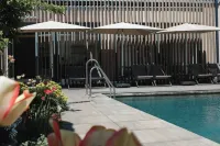 Romantik Hotel Hirschen - Pools