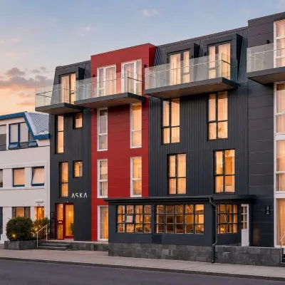 Aska Holt Hotels near Reykjavík City Hall