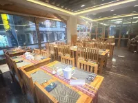 Hotel Center Point - breakfast