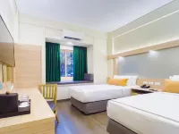 Microtel by Wyndham Tarlac Hotels in Tarlac