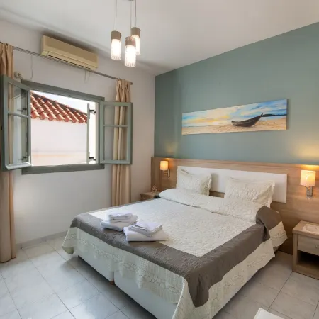 Dora I Studio - Cozy With bay View