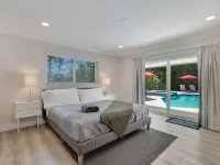 Sultan Villa - Tennis • CT Pool • BBQ Hotels in Golden Glades