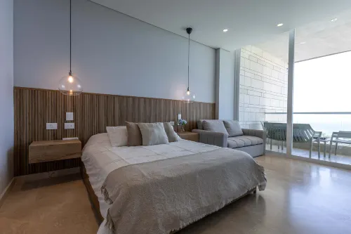 Luxe 2-br Ocean-view Apartment With Pool Gym Spa - Apartments