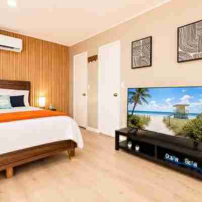 Modern Studio Private Parking Near Beach Rooms