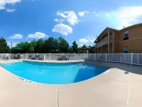 Sleep Inn & Suites - 2-Star