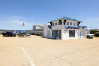 Dolphin Oceanfront Motel - Nags Head