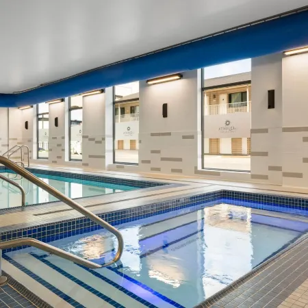 La Quinta Inn & Suites By Wyndham Kelowna Bc