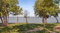 Fairway Views, Near Mille Lacs, Private Deck 3 Bedroom Home -  Habitaciones en casas particulares