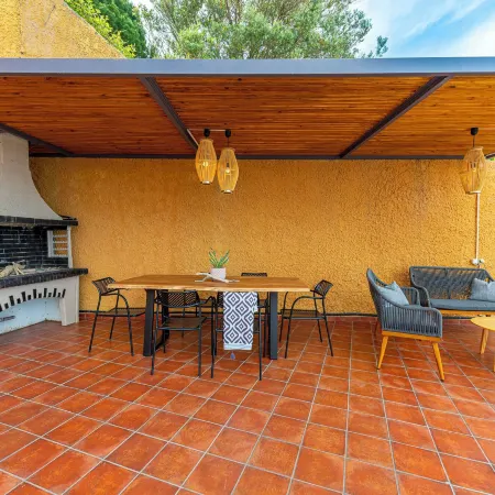 2B Luxurious Villa Io, with Private Pool and Stunningt Sea Views