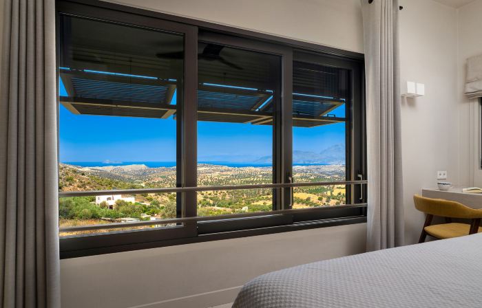 Askianos I - Private Patio & Endless Views