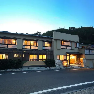 Fukumatsuso Hotels near Shirada Onsen