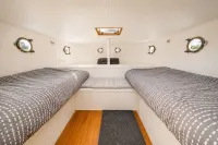 Historic Dutch Barge | Private Sun Deck | St Katharine Docks, Tower Bridge - House Boats