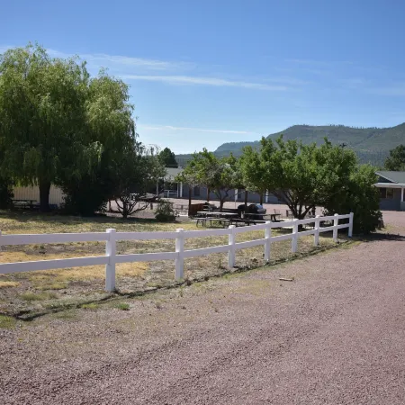 Alpine Adventures Inn