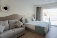 AR Roca Esmeralda & Spa Hotel - Uima-altaat