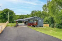 Rolling Hills Retreat, Cozy 2BR Near Lakes/smokies - 3-Star