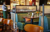 Westport Coast Hotel - bar
