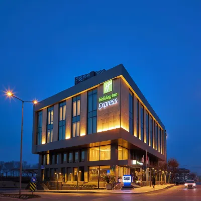 Holiday Inn Express Istanbul - Airport Arnavutkoy by IHG Hotels near İbn Haldun University