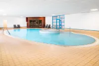 水邊酒店 - 泳池