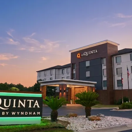 La Quinta Inn & Suites by Wyndham Auburn