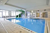 Fairfield Inn & Suites Guelph - Pools
